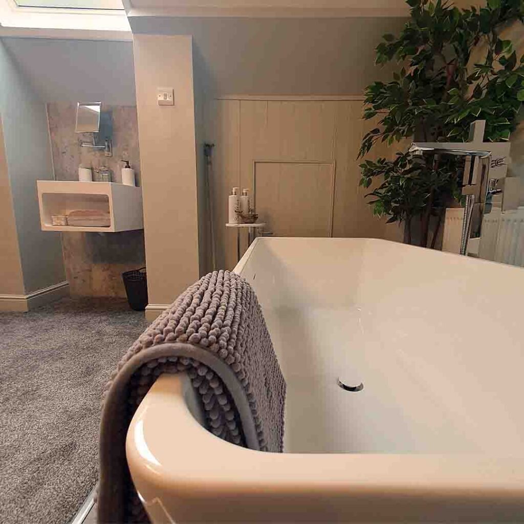 Bathroom Potts house Airbnb