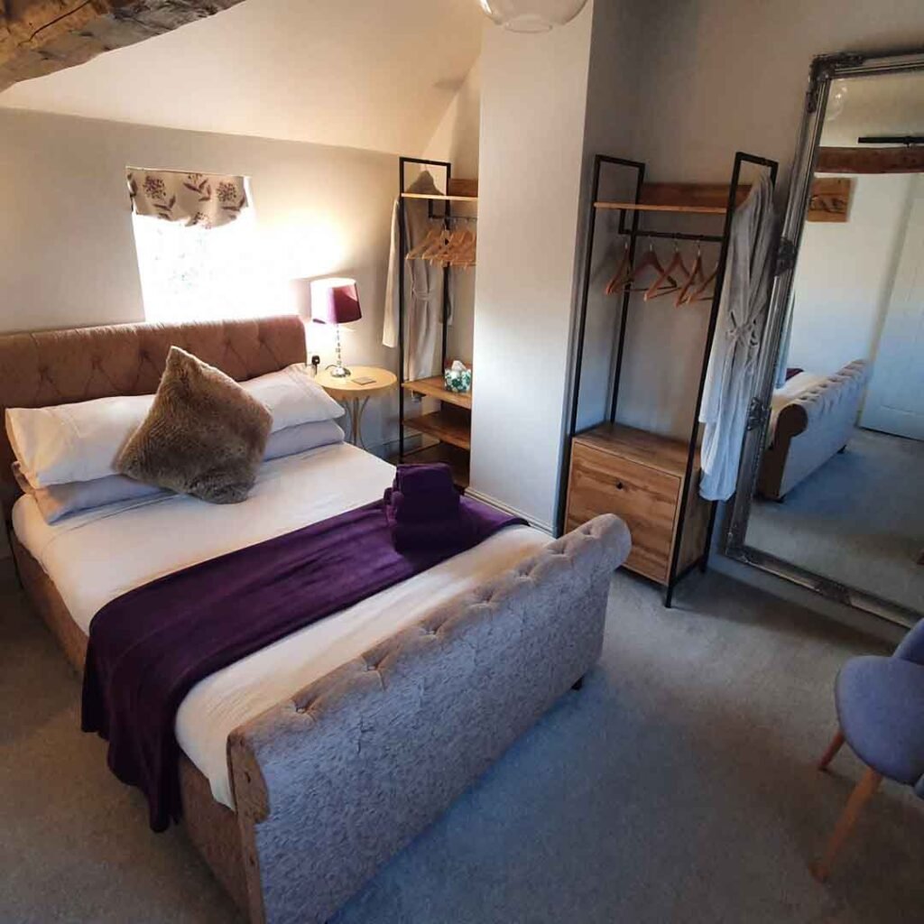 Yorkshire wolds holiday cottage double bedroom