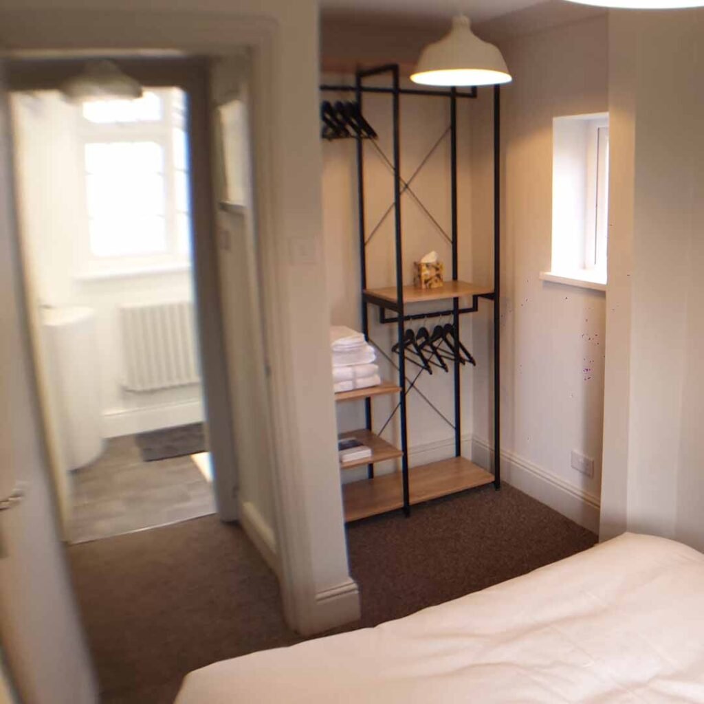 ensuite Holly cottage